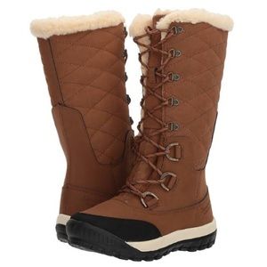 BEARPAW Isabella Boots